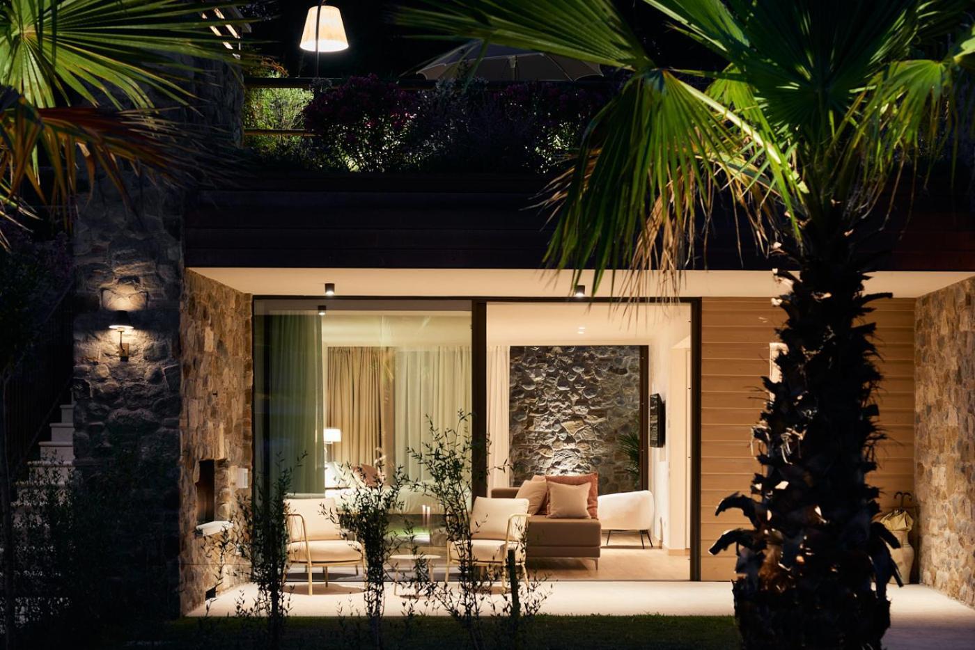 Relais Rossar Boutique Hotel Garda & Hills コステロマーノ エクステリア 写真