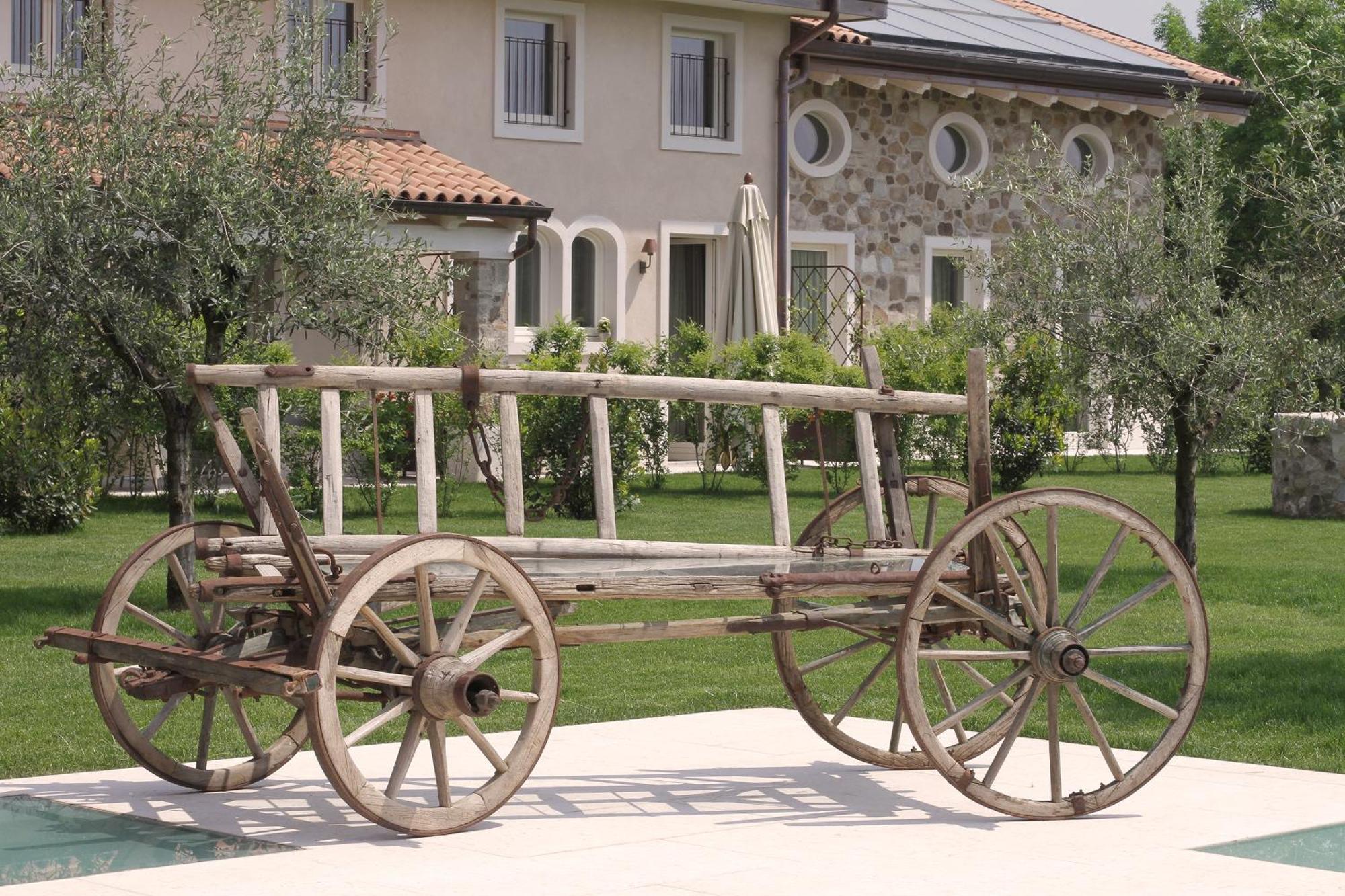 Relais Rossar Boutique Hotel Garda & Hills コステロマーノ エクステリア 写真