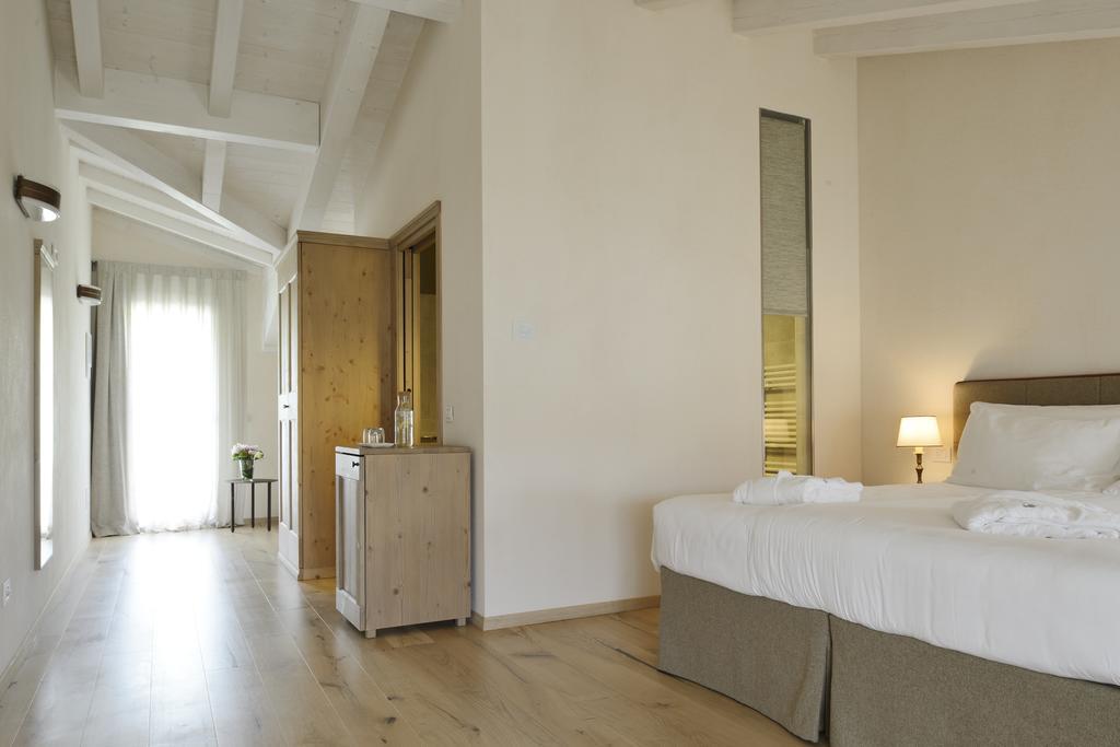Relais Rossar Boutique Hotel Garda & Hills コステロマーノ エクステリア 写真
